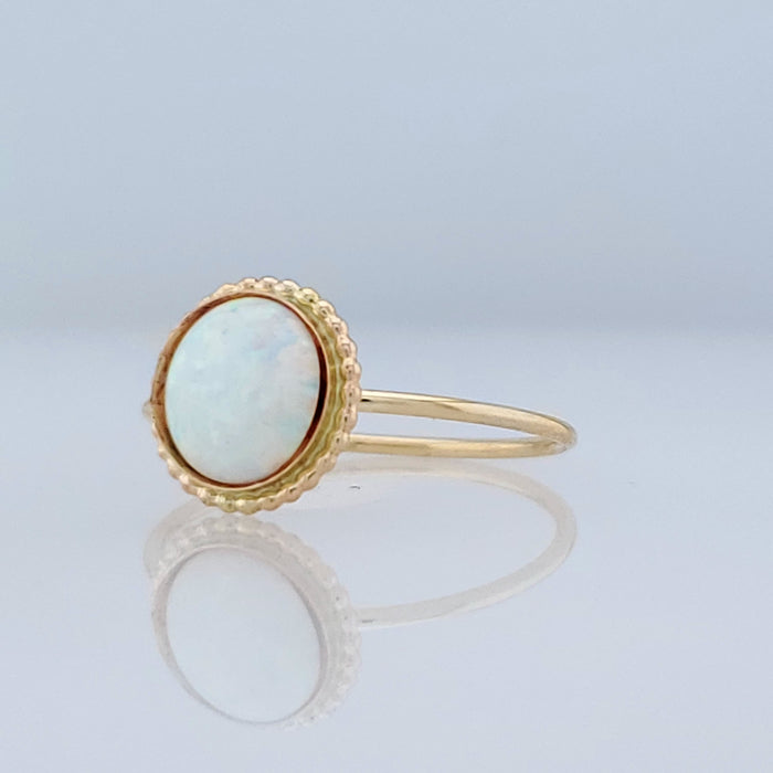 Cremation Beaded-Edge Round Cabochon Ring